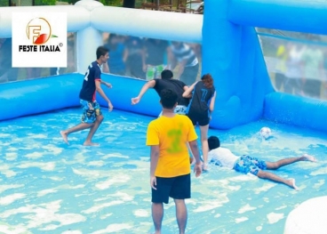 Affitto Noleggio Gonfiabile Calcio Saponato