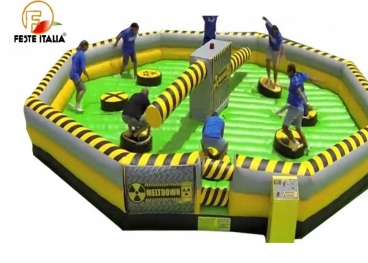 Noleggio Gonfiabile Meltdown/Eliminator "Last One Standing"